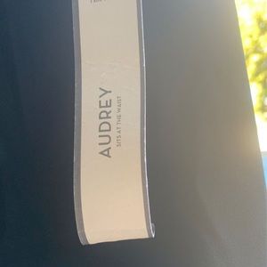 Women’s audrey Ann Taylor black slacks